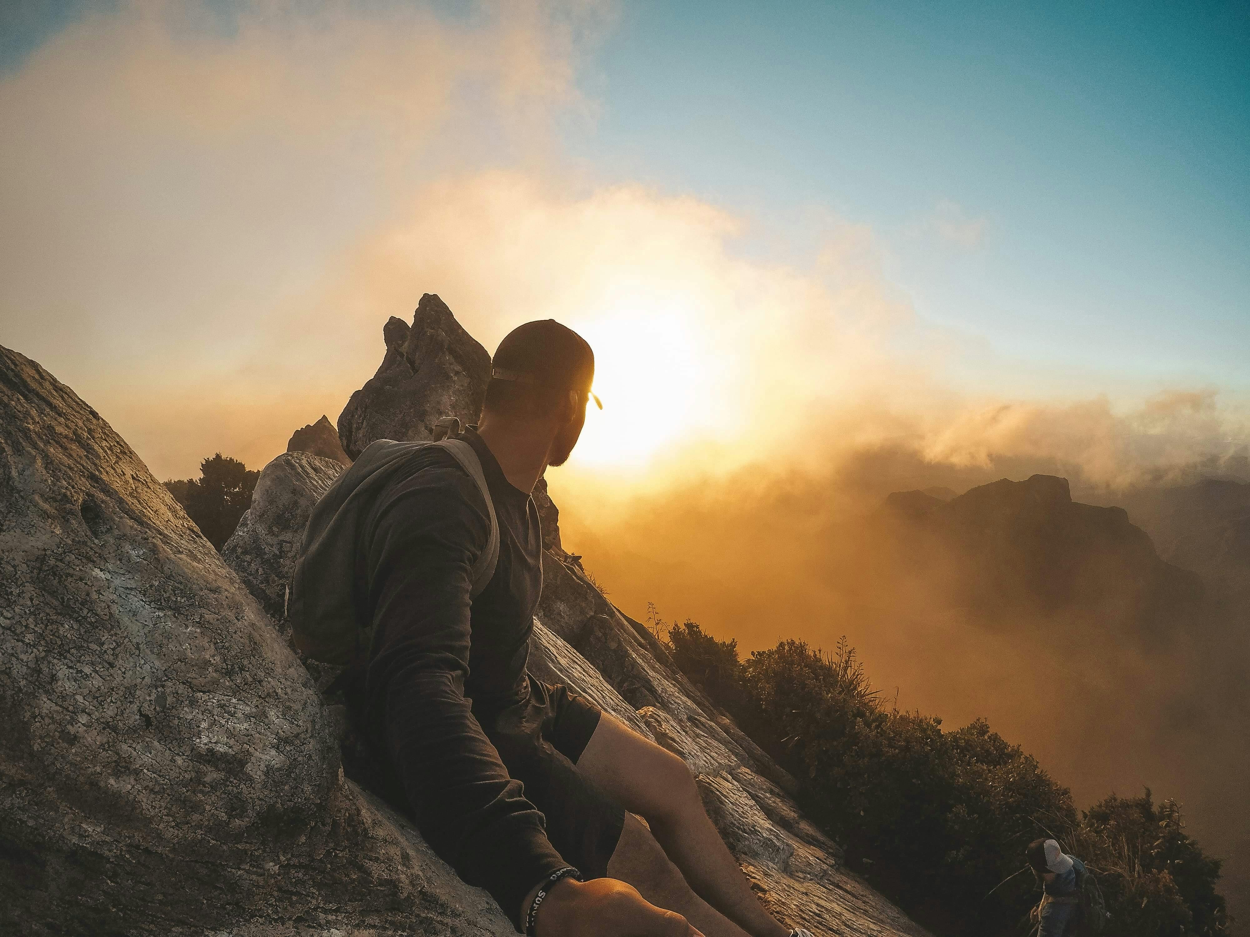 Smart Ways to End Your Email Professionally in 2025