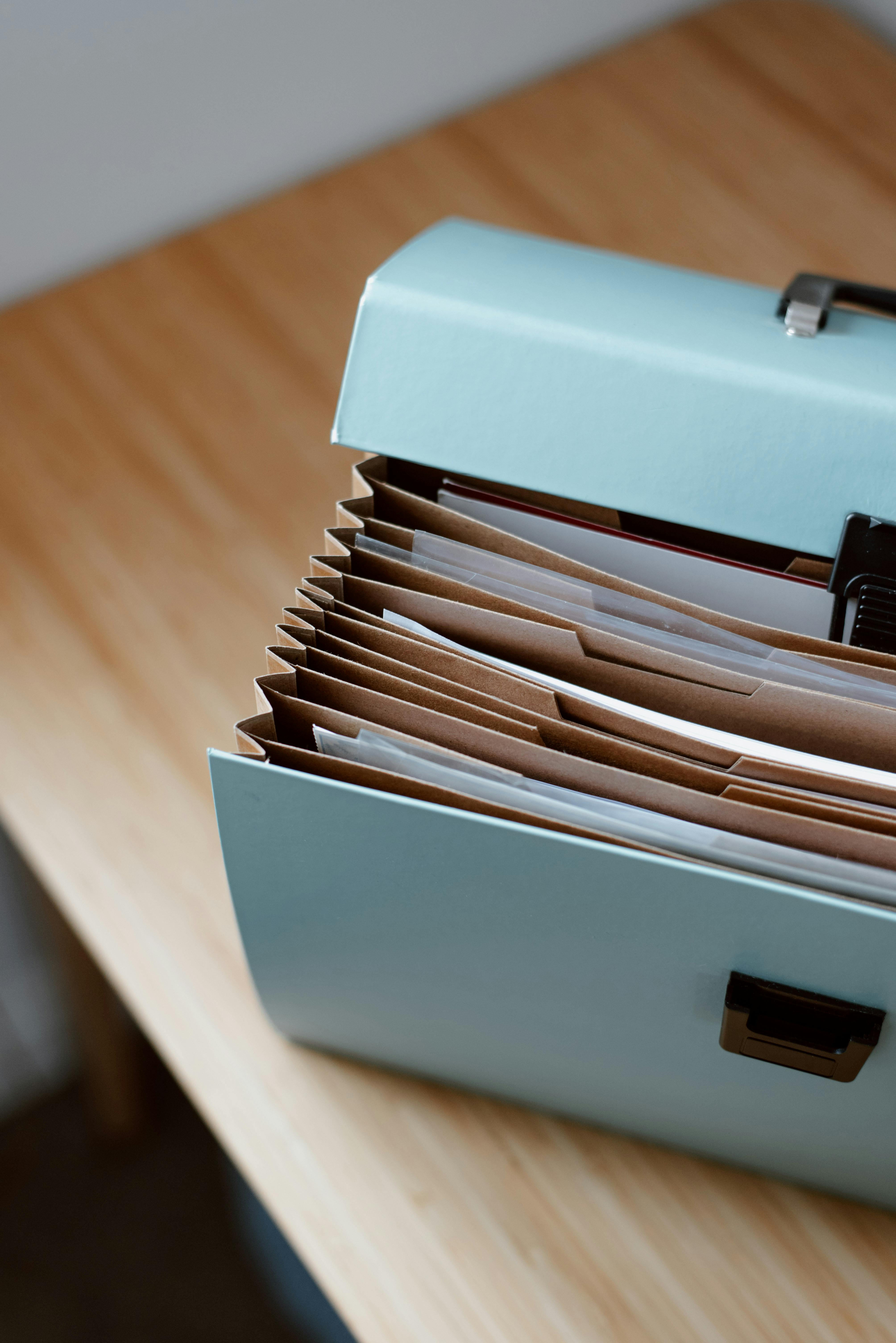 Effective Ways to Be Assertive and Improve Communication in 2025